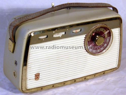Party-Boy Transistor 200; Grundig Radio- (ID = 1683571) Radio