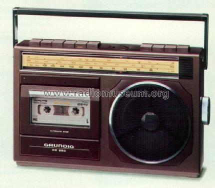 RR250; Grundig Radio- (ID = 496140) Radio