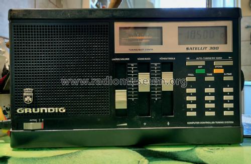 Satellit 300a; Grundig Radio- (ID = 2740180) Radio