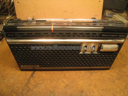 Solo-Boy 300; Grundig Radio- (ID = 1724885) Radio