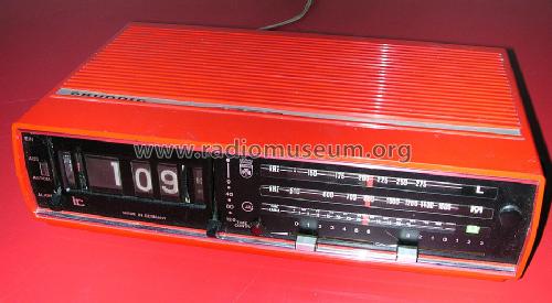 sono-clock 20C; Grundig Radio- (ID = 1407575) Radio