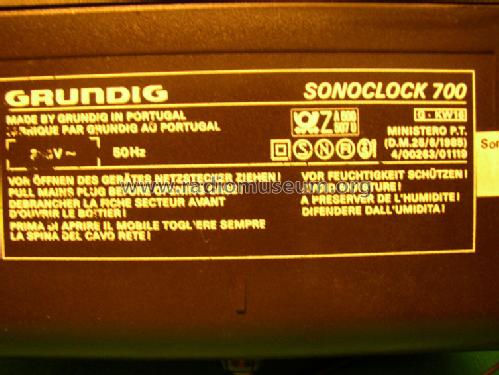 sonoclock 700; Grundig Radio- (ID = 1006946) Radio