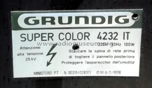 Super Color 4232; Grundig Radio- (ID = 2397674) Television