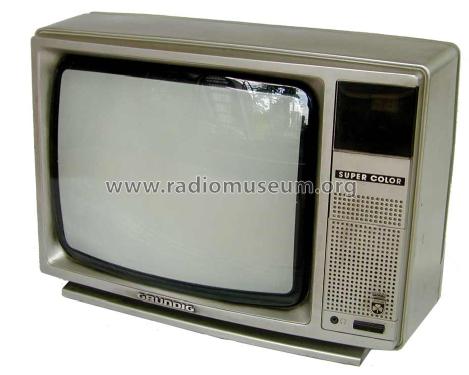 Super Color C2404 Serie F3015 Ch= CUC51KT; Grundig Radio- (ID = 1031652) Télévision