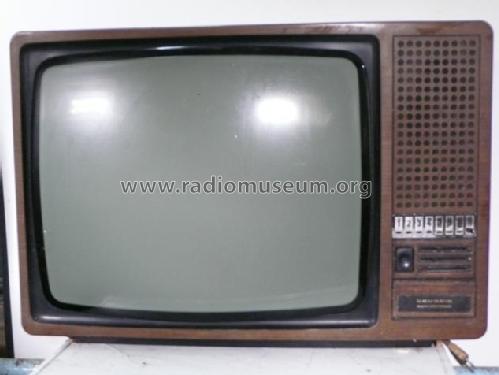 Triumph 814a; Grundig Radio- (ID = 1635435) Television