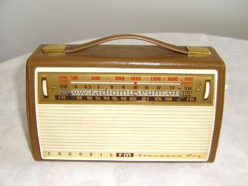 FM-Standard-Boy 201E; Grundig Radio- (ID = 318391) Radio