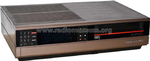 Video Cassette Recorder VS-200RC; Grundig Radio- (ID = 1373811) Ton-Bild
