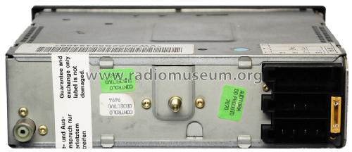 VW Beta 4 G.HF63-00 / G.HG67-00 - VW 3B0 035 152; Grundig Radio- (ID = 1389940) Autoradio