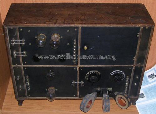 Hatfield Senior ; Hatfield Electric (ID = 1935630) Radio