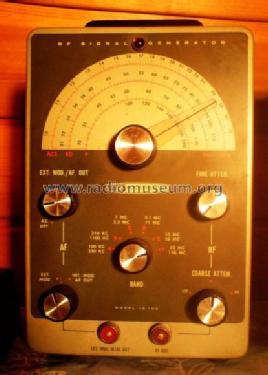 RF Signal Generator IG-102; Heathkit Brand, (ID = 536177) Ausrüstung