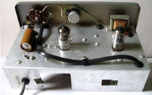 RF Signal Generator IG-102; Heathkit Brand, (ID = 963586) Equipment