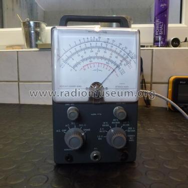 Vacuum tube voltmeter V-7A; Heathkit Brand, (ID = 1748945) Ausrüstung