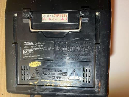 Frontech 5' B/W TV AM/FM Radio FTV-7200; Unknown - CUSTOM (ID = 3076624) TV-Radio