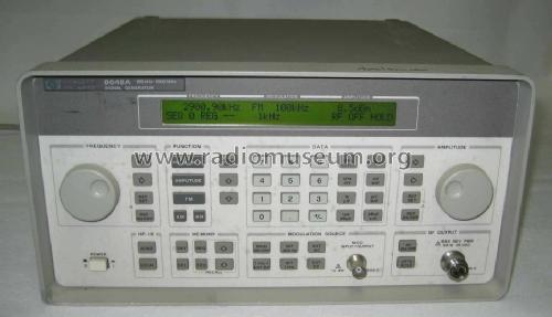 Signal Generator 8648A; Hewlett-Packard, HP; (ID = 1509919) Equipment