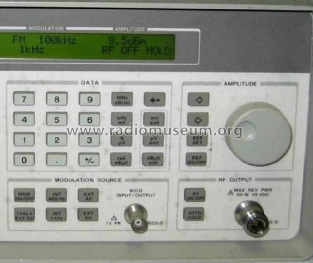Signal Generator 8648A; Hewlett-Packard, HP; (ID = 1509945) Equipment