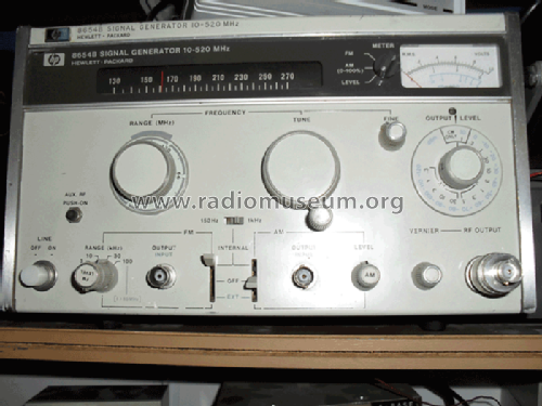 Signal Generator 8654B; Hewlett-Packard, HP; (ID = 869287) Equipment