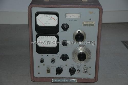 UHF Signal Generator 612A; Hewlett-Packard, HP; (ID = 1726060) Equipment