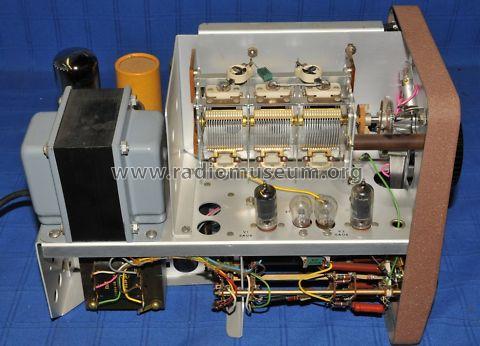Wide Range Oscillator 200CD; Hewlett-Packard, HP; (ID = 981197) Equipment