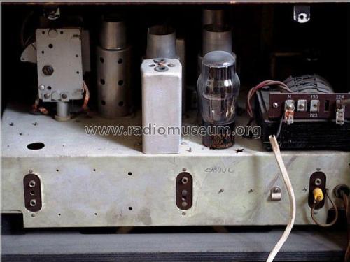 1300; HMV Brand, His (ID = 2066268) Radio