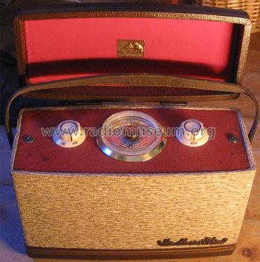 1451; HMV Brand, His (ID = 2542262) Radio