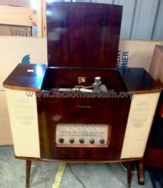 1642; HMV Brand, His (ID = 2689500) Radio
