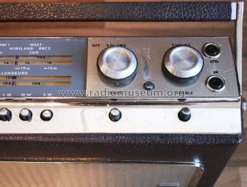 2140; HMV Brand, His (ID = 2096593) Radio