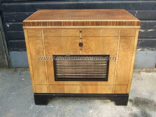 Autoradiogram 800; HMV Brand, His (ID = 1317409) Radio