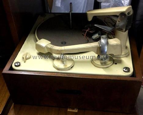 Auto-Radiogram 1614; His Master's Voice (ID = 2398177) Radio