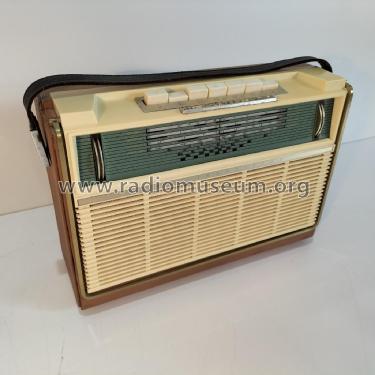 Town & Country HM 495T; His Master's Voice N (ID = 2750980) Radio