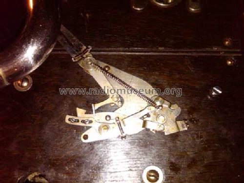 Upright Grand 157; HMV Brand, His (ID = 1306812) TalkingM