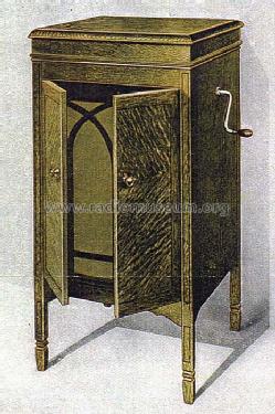 Upright Grand 157; HMV Brand, His (ID = 451312) TalkingM