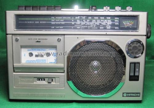 4 Band Radio Cassette Recorder TRK-5330E; Hitachi Ltd.; Tokyo (ID = 2475838) Radio