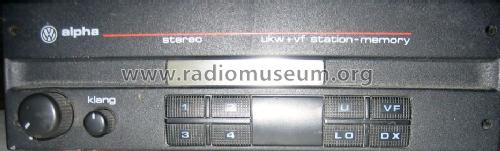 VW Alpha KMS-1036V; Hitachi Ltd.; Tokyo (ID = 452052) Car Radio