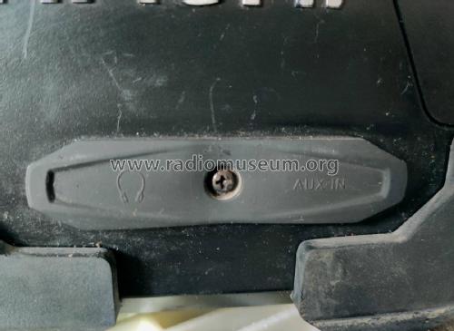 Cordless Radio UR 18DSL; Hitachi Ltd.; Tokyo (ID = 3037138) Radio