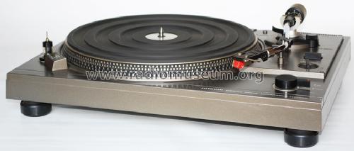 Direct Drive Turntable HT-355; Hitachi Ltd.; Tokyo (ID = 1483350) R-Player