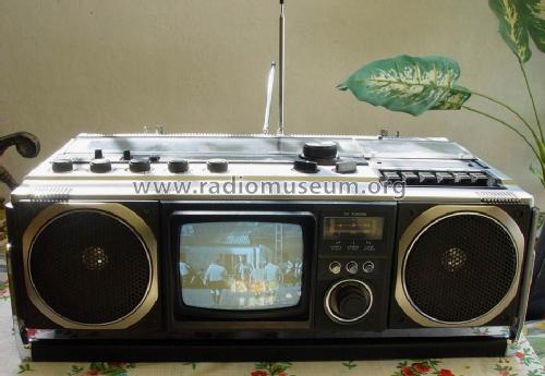 K-62E; Hitachi Ltd.; Tokyo (ID = 1063553) TV Radio