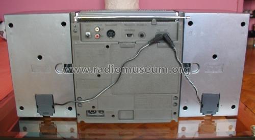 Portable Stereo Radio Cassette Recorder TRK-9100E; Hitachi Ltd.; Tokyo (ID = 1494770) Radio