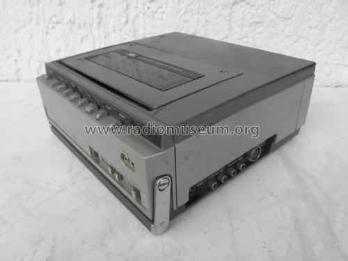 Portable Video Cassette Recorder VT-6500E + Videotuner VT-TU 65 E; Hitachi Ltd.; Tokyo (ID = 1976289) Ton-Bild