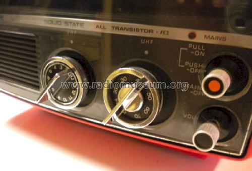 Solid State All Transistor IC Color TV Receiver CU-110; Hitachi Ltd.; Tokyo (ID = 1237696) Television