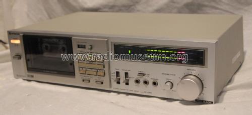 Stereo Cassette Tape Deck D-E55; Hitachi Ltd.; Tokyo (ID = 2228518) R-Player