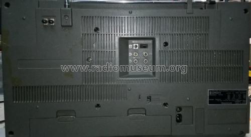 Stereo Radio Cassette Recorder TRK-8270W; Hitachi Ltd.; Tokyo (ID = 2220790) Radio