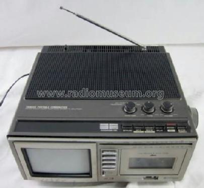 Trimode Portable Combination PS-640; Hitachi Ltd.; Tokyo (ID = 1240002) TV Radio