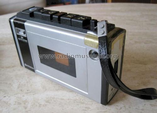 TRQ-30; Hitachi Ltd.; Tokyo (ID = 1282106) R-Player