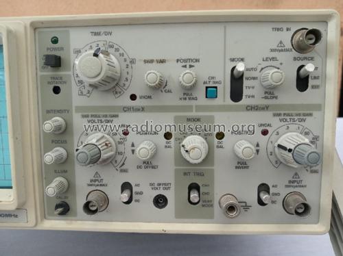 Oscilloscope V-552; Hitachi Ltd.; Tokyo (ID = 2678433) Equipment