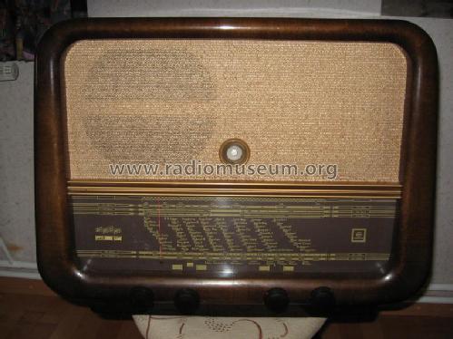 Olympic 53 W762U; Horny Hornyphon; (ID = 328619) Radio