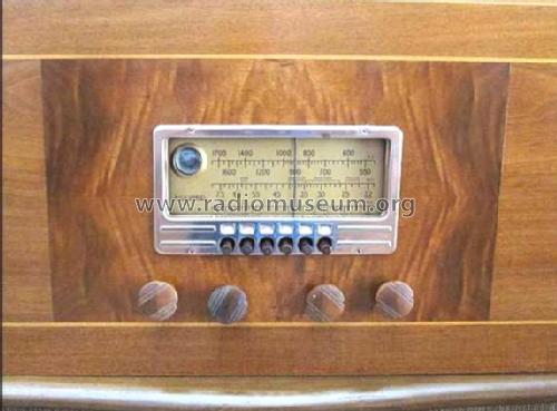 518 ; Howard Radio Company (ID = 784863) Radio