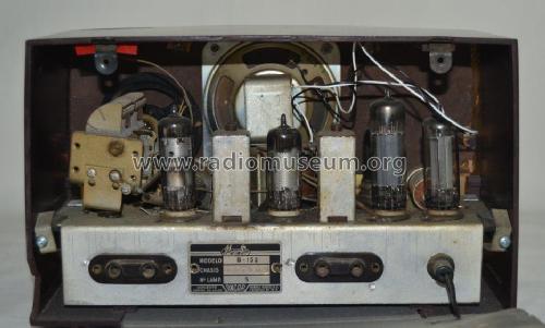 B-152; Iberia Radio, S.A.; (ID = 3041327) Radio