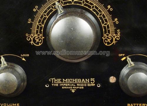 The Michigan 5 ; Imperial Radio (ID = 1791313) Radio