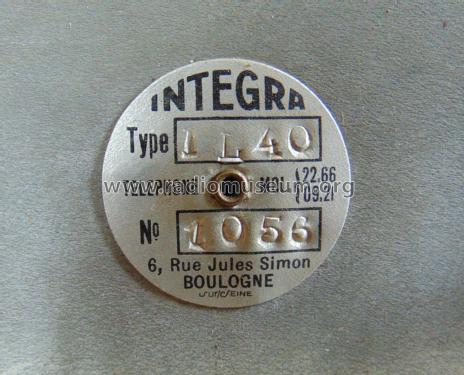 IL40; Intégra Radio, A. De (ID = 2166636) Radio