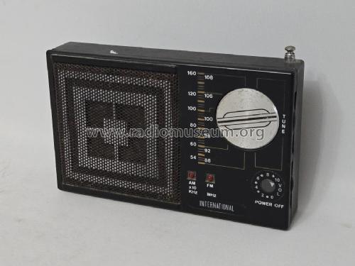 unknown ; International (ID = 3156708) Radio